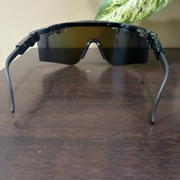 Outdoor Pit Viper sports glasses Blue and Purple Sunglasses - Picture 4 of 4